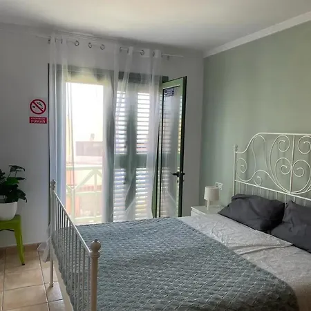 Charming With Mountain View In Castillo 60m² Shared Pool Appartamento *